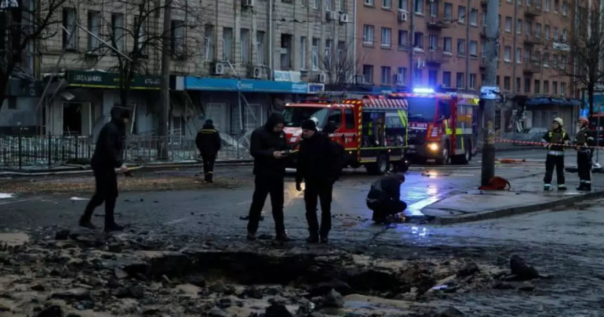 Наслідки ракетної атаки на Київ: загиблі, поранені та руйнування