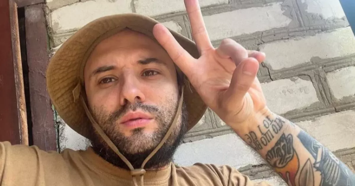 "Того дня мені дуже сильно пощастило": комік та військовий ЗСУ Віктор Розовий розповів про пережите на фронті