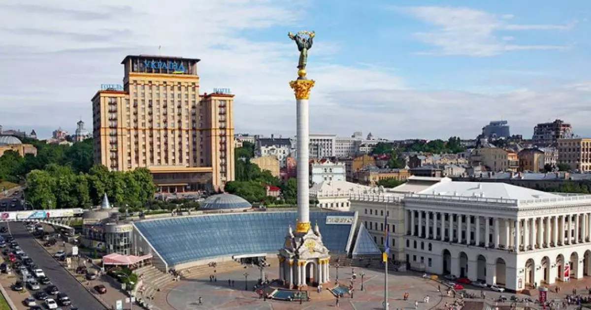 Як комфортно подорожувати по Києву: поради для туристів та місцевих жителів