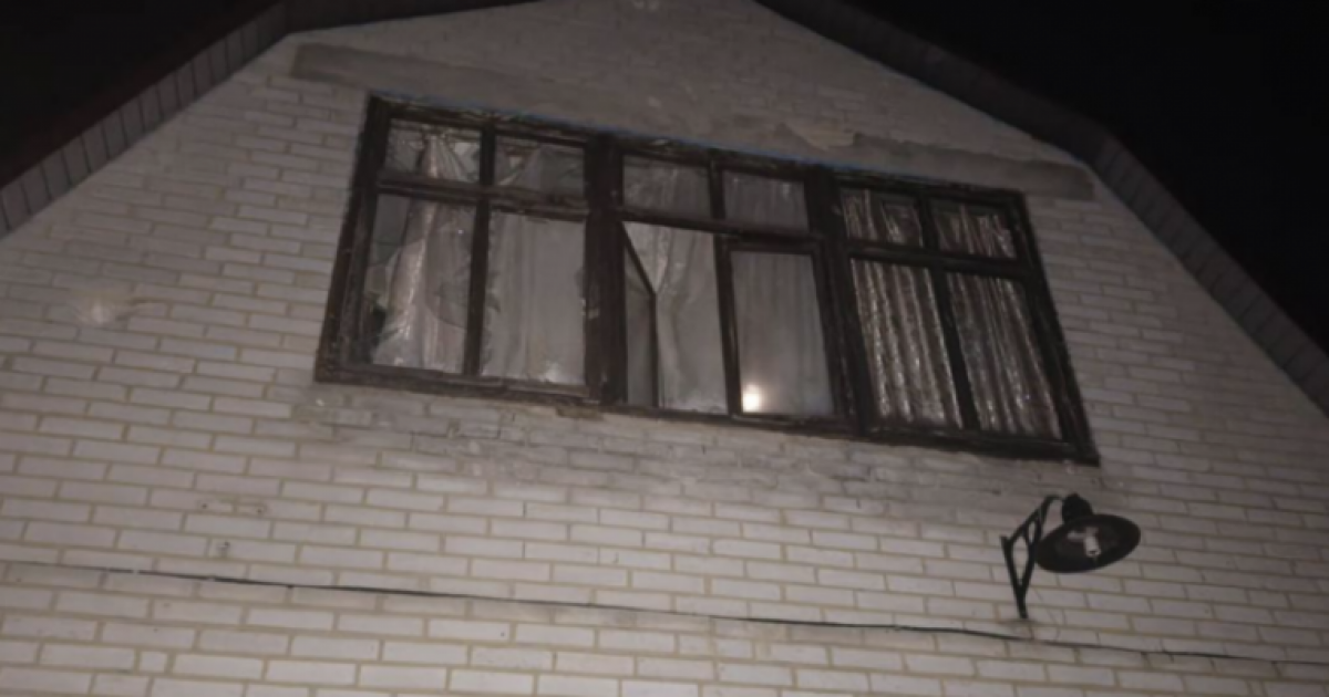 Нічна атака дронів на Київщині: пошкоджено будинки та авто