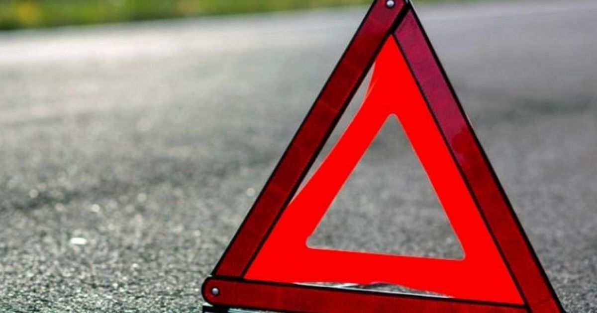 Під Києвом сталася серйозна аварія за участі маршрутки: поліція розслідує обставини