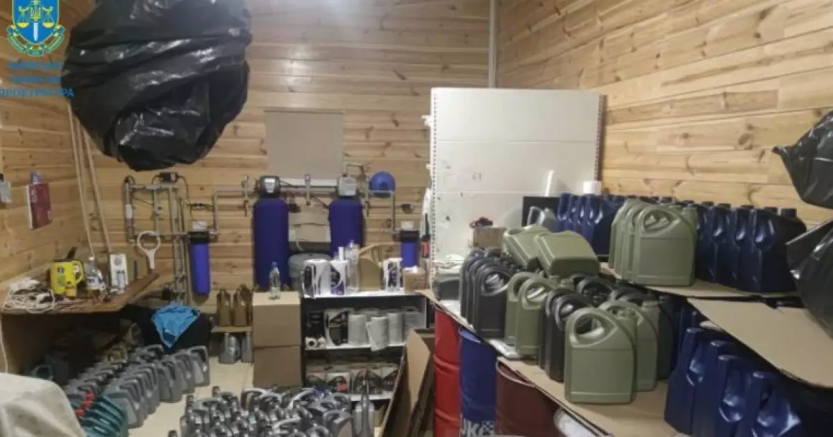 Масштабна фальсифікація моторних олив: Київщина викрила підпільне виробництво