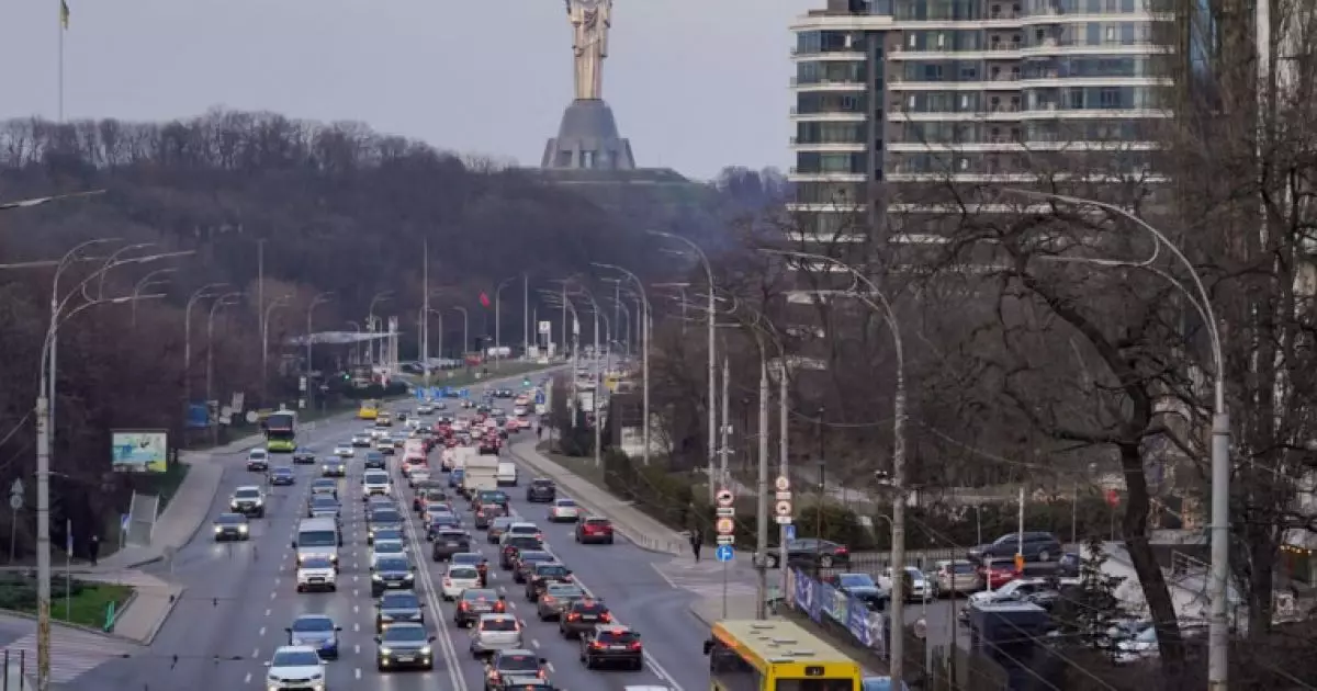 Обмеження руху транспорту у Києві 21 березня: що варто знати
