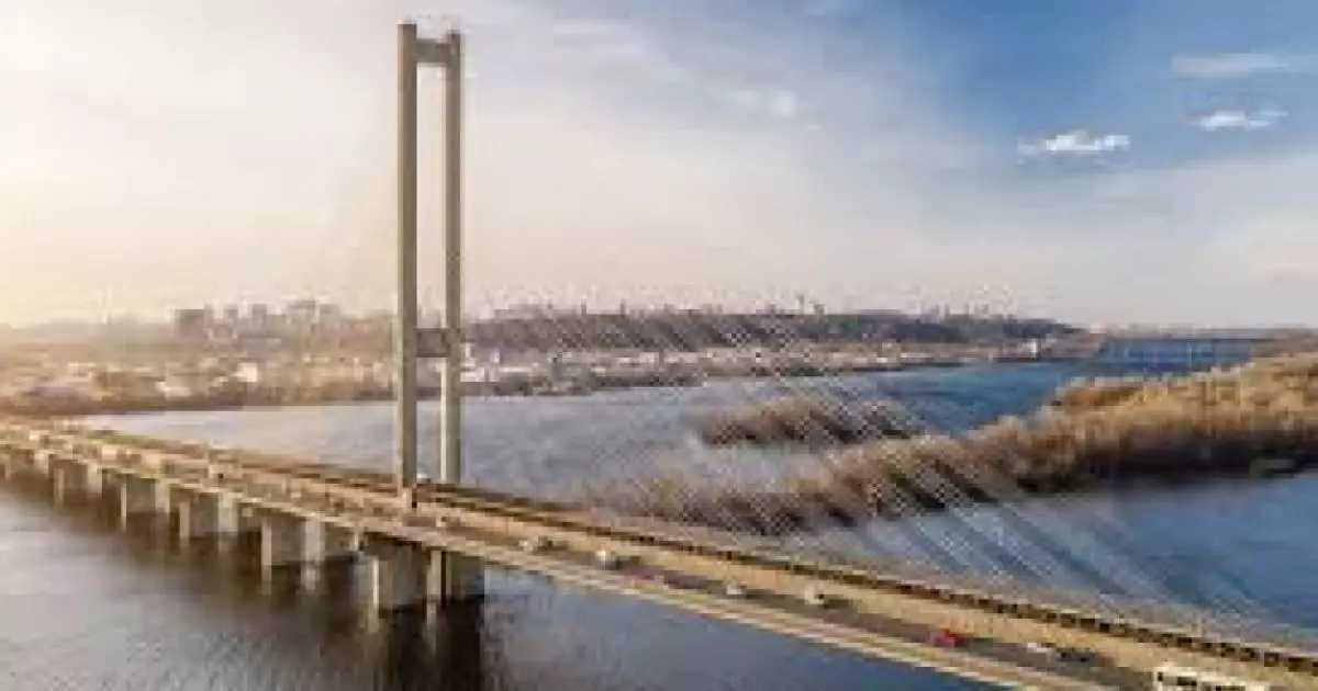 Київ: чоловік отримав 4 роки за брехню про вибух на Південному мосту