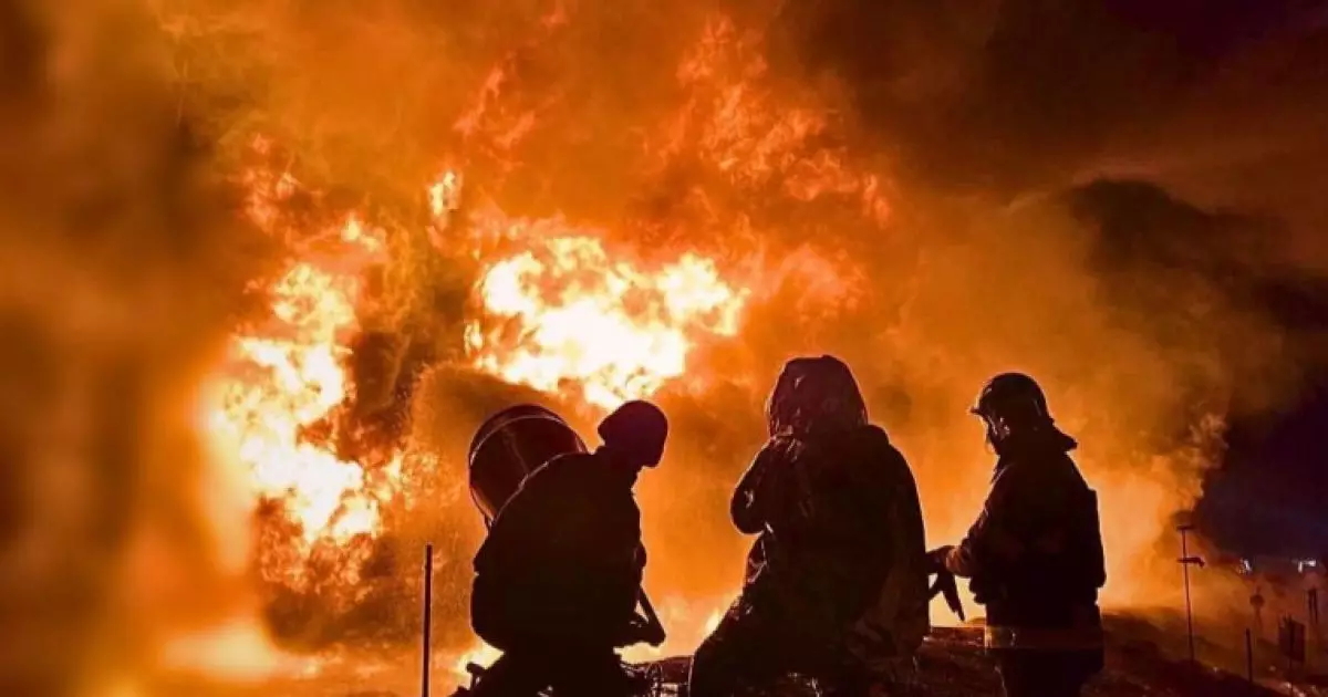 Як ДСНС ліквідовує наслідки російських атак: понад 800 виїздів за 6 днів