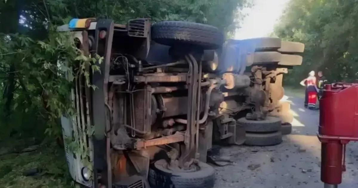 Трагедія на Київщині: Водій отримав 6 років ув'язнення за смертельну ДТП, у якій загинув його син