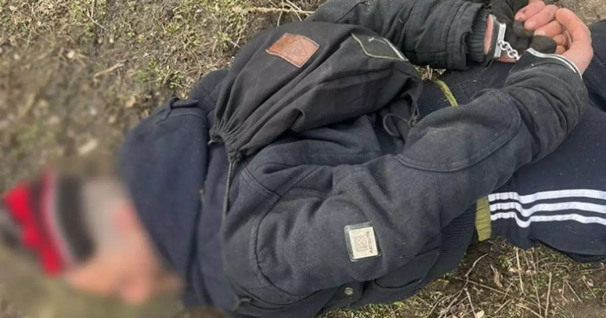 Грабіж у Києві: пенсіонерка втратила сережку через нападникa