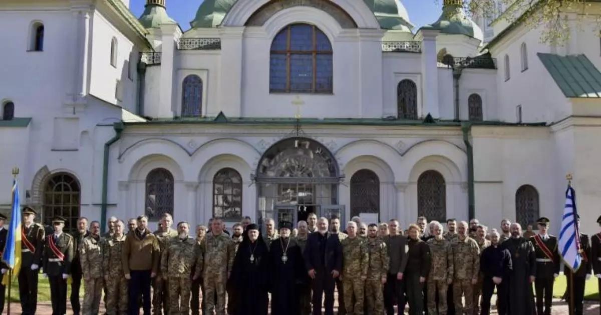 Як капелани змінюють хід війни: урочистий випуск у Софії Київській!