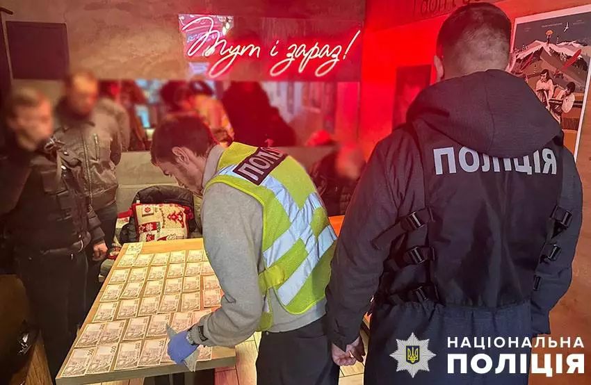 Київський посадовець вимагав 40 тис. грн за дозвіл на зйомку реклами