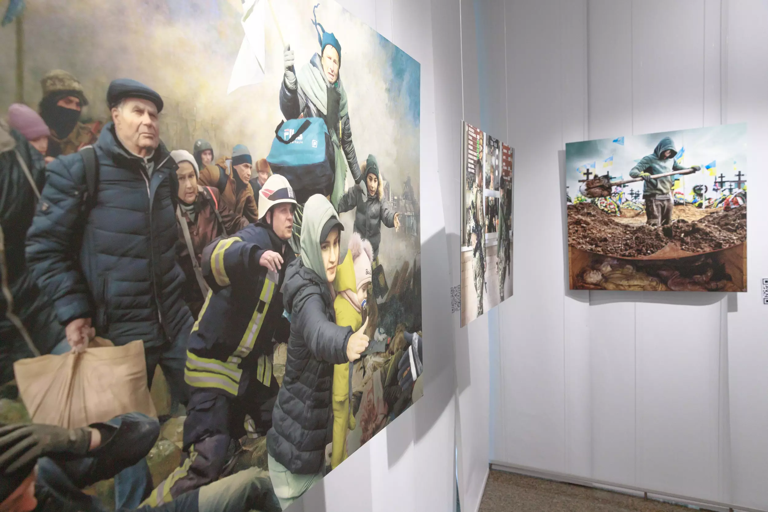 У Києві відкрили виставку Фанні Лешевальє на підтримку військових
