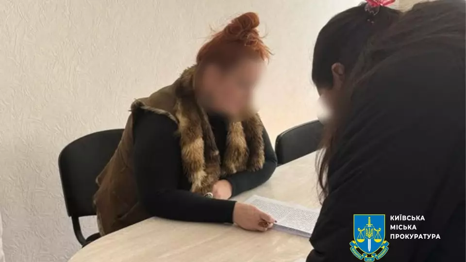 У Києві посадовицю «Київміськсвітло» підозрюють у збитках на 1,4 млн грн