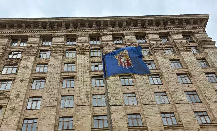 Кому дістанеться крісло секретаря Київради: Білоцерковець, Странніков або Вітренко?