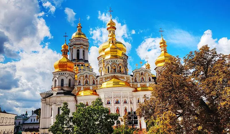 Освячення хреста на Троїцькій надбрамній церкві Лаври – історична подія