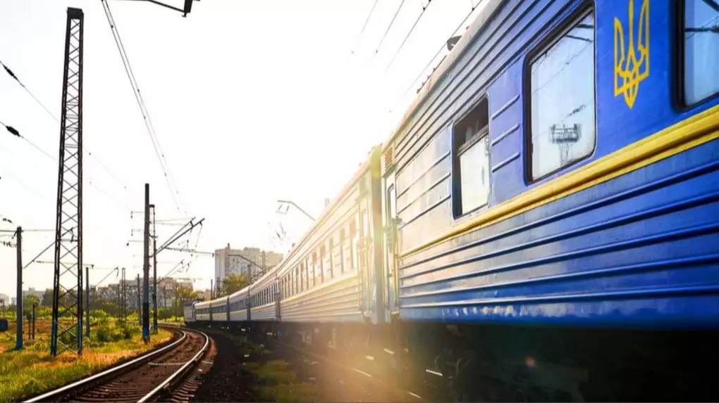 "Укрзалізниця" запускає додатковий поїзд Київ — Одеса