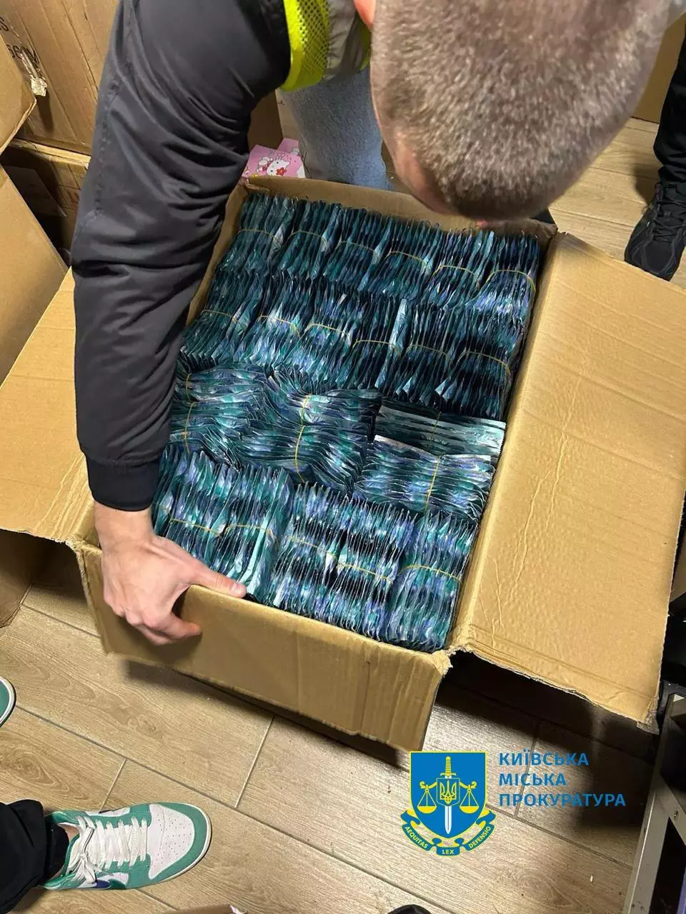 У Києві продавали наркотики під виглядом пігулок для схуднення