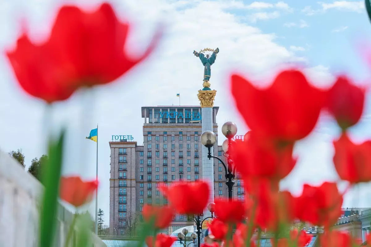 Київ розцвітає: куди піти, щоб побачити перші тюльпани