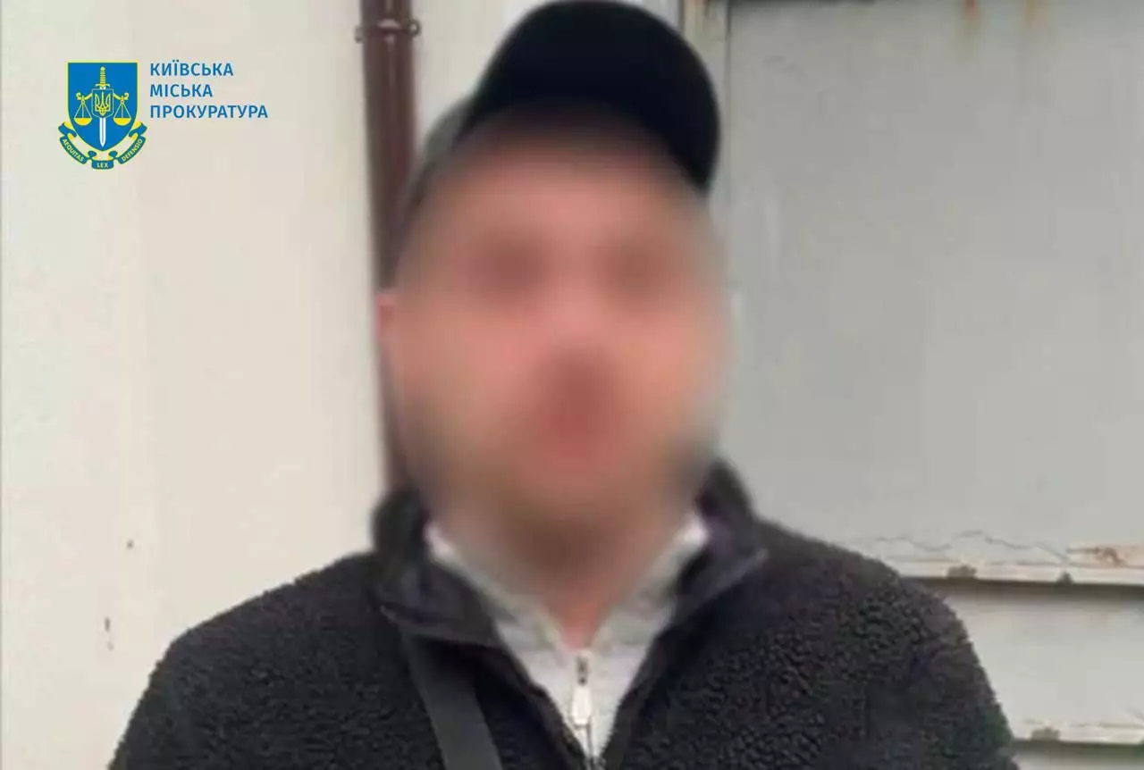 Київ: чоловік погрожував 10-річному хлопчику ножем та відібрав у нього телефон – вирок суду