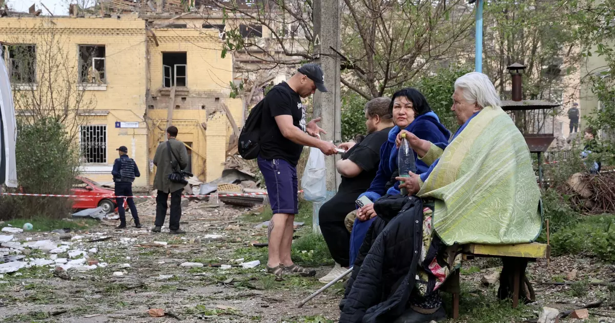Допомога постраждалим: у Києві відкрили штаб після ракетного удару