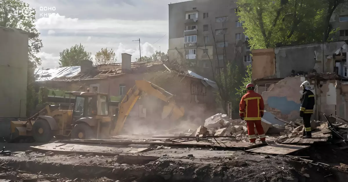 У Києві завершили ліквідацію наслідків обстрілу у Святошинському районі