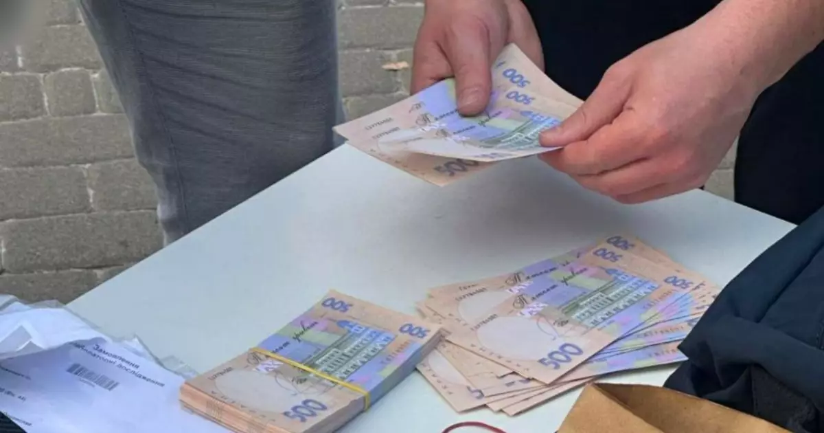На Київщині викрили гендиректора заповідника на хабарі 100 тисяч гривень