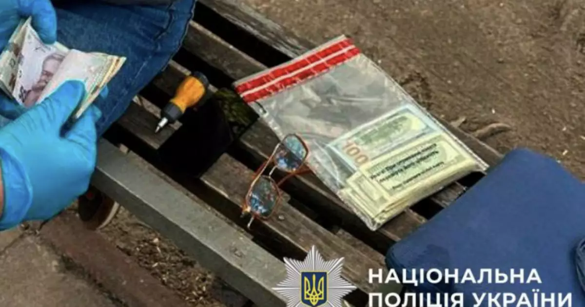 Шахраї обдурили киянку на 22 тисячі доларів через валютний обмін