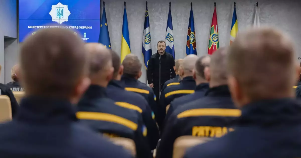 Ігор Клименко нагородив рятувальників і поліцейських за героїзм у Києві