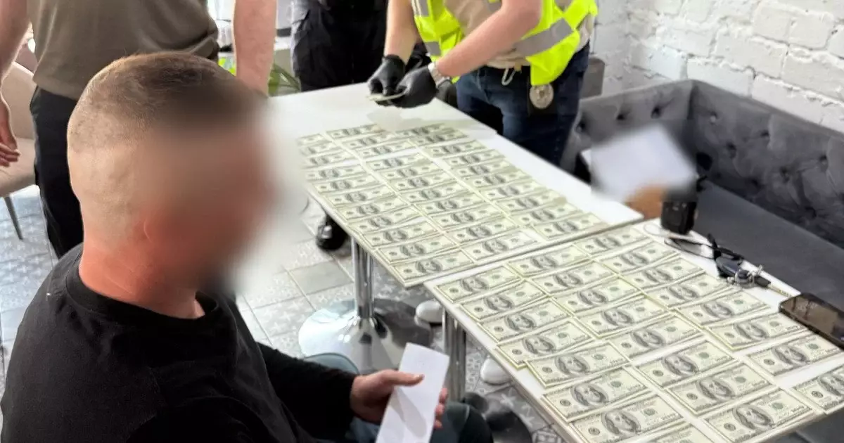 Київський аферист "продавав" дітей, щоб рятувати чоловіків від мобілізації