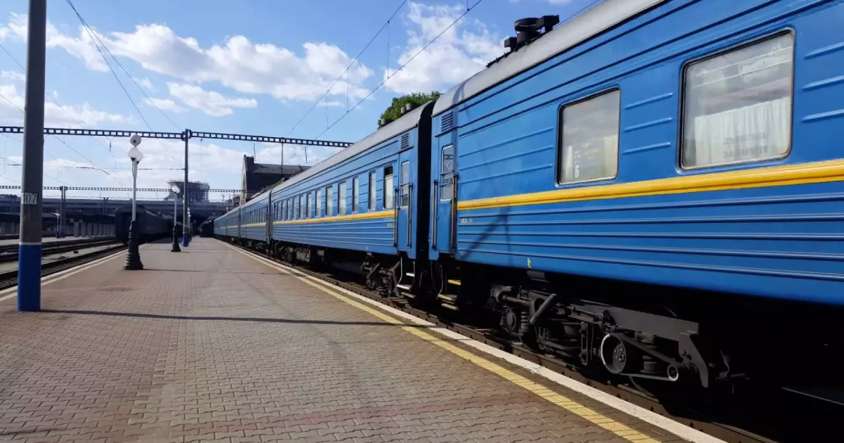 Укрзалізниця запускає новий потяг Київ – Дніпро: графік і деталі