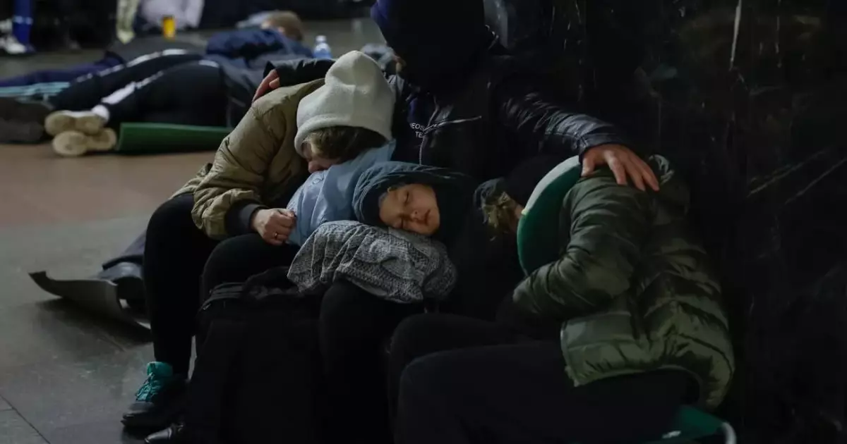 Київ під масованою атакою: вибухи, уламки, пожежі — загроза все ще триває