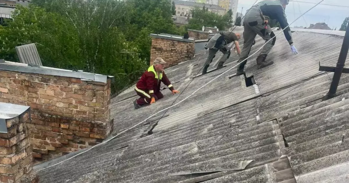 Київ після атаки: десятки пошкоджень і поранених — як місто оговтується після чергового удару