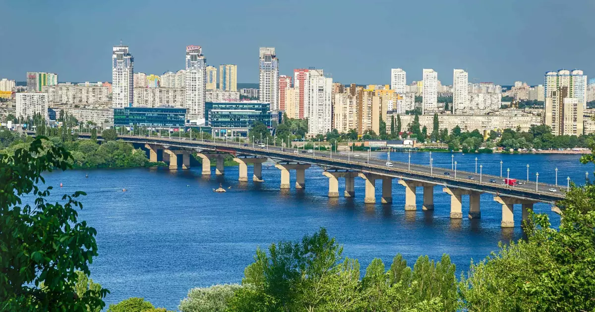 Київ шукає інвесторів для реконструкції мосту Патона