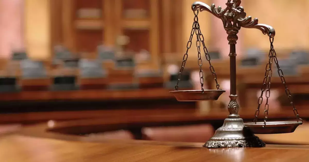 Справедливість перемагає: російський військовий отримав 11 років за викрадення авто у мирних жителів