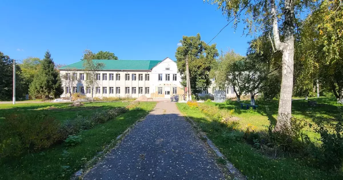 Освіта на Київщині під загрозою? Реконструкцію шкіл відкладено до перемоги