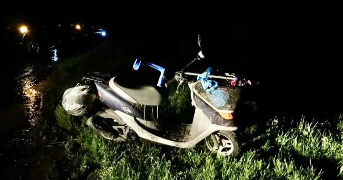 Трагічна аварія на Київщині: пенсіонер загинув після падіння з мопеда