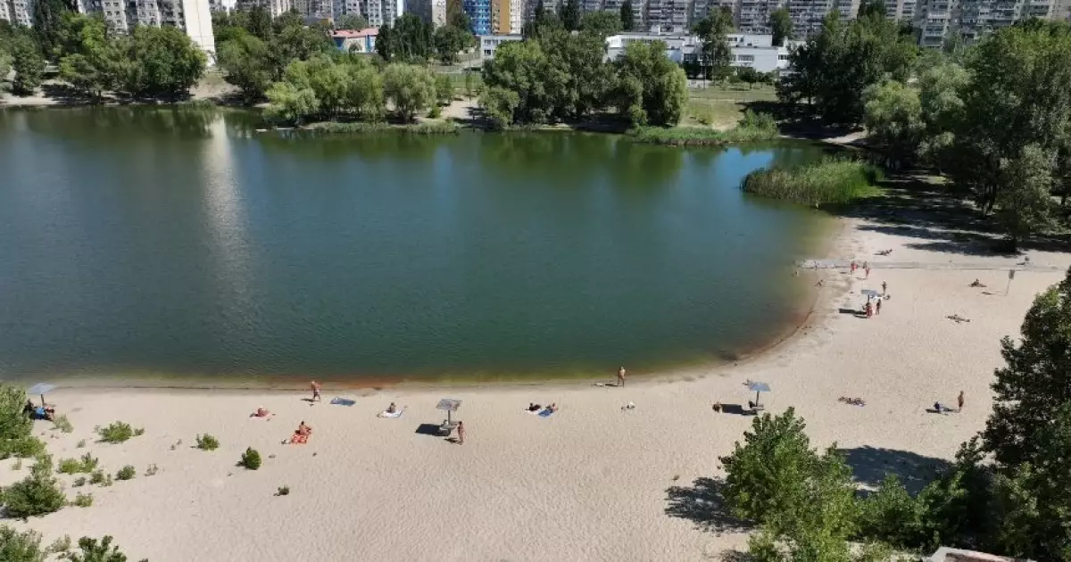 На столичних озерах встановили датчики рівня води: що це означає для киян