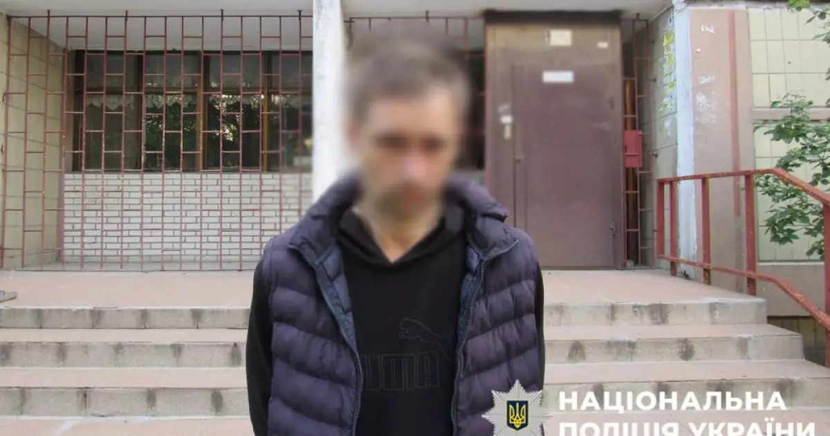 У Києві затримали «закладника» з метадоном: виявлено 220 доз