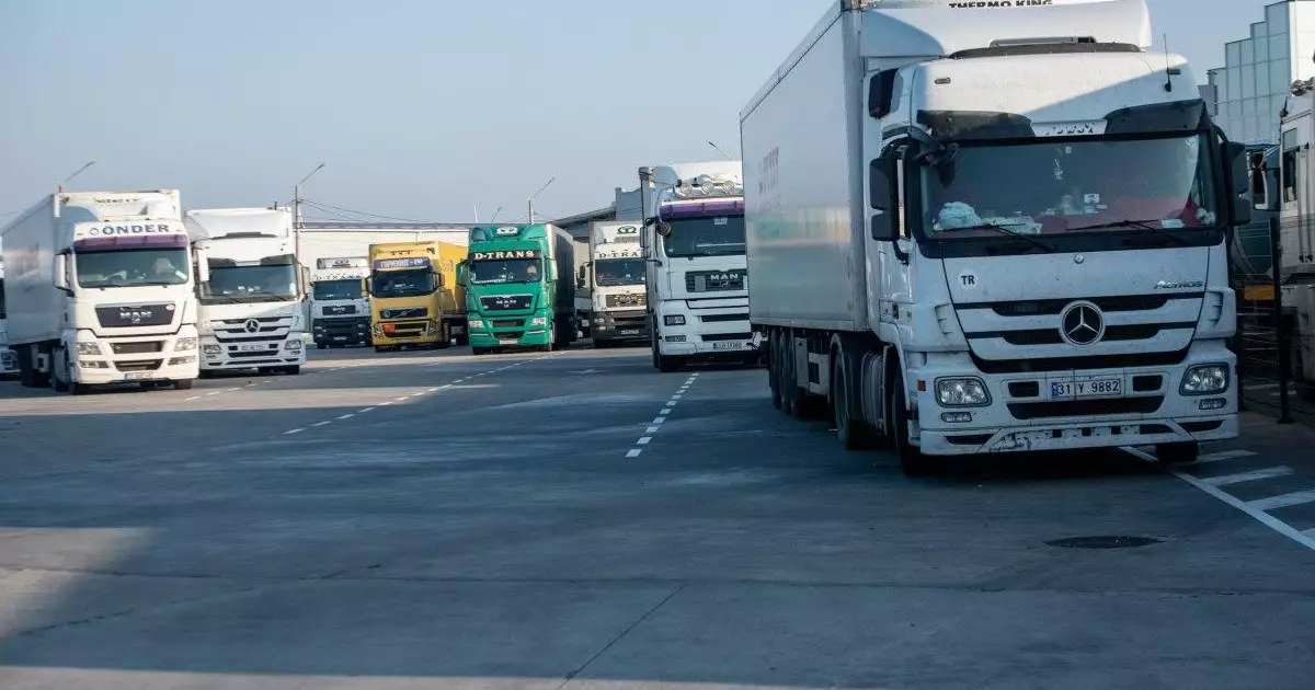 У Києві обмежать рух великовагового транспорту через спеку