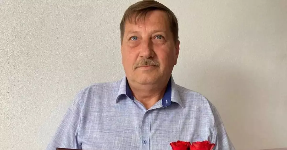 Водій шкільного автобуса з Українки, що рятував людей під обстрілами: Герой, якого вшанували на Київщині