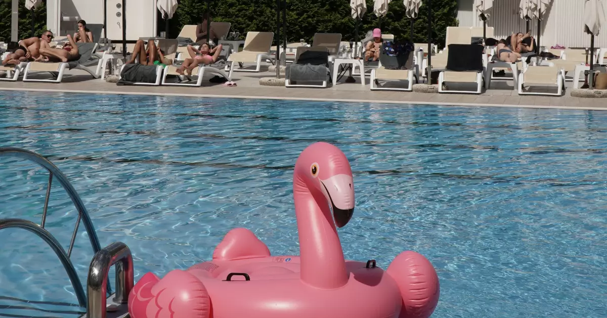 Fenix Beach Club: як насолоджуватися літом, не виїжджаючи з Києва