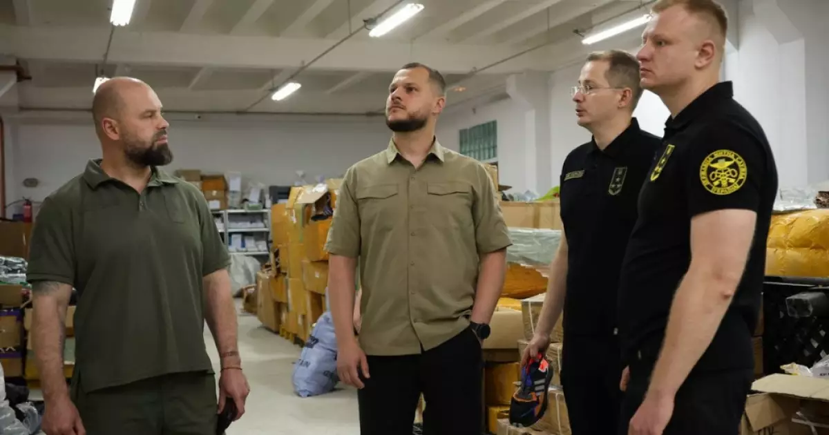 Київська митниця передала армії та соціальним установам понад пів мільйона одиниць майна