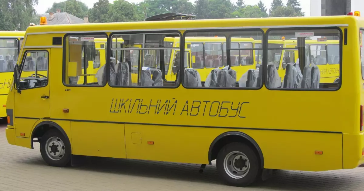 Школи Білоцерківщини отримають 17 нових автобусів до кінця 2025 року