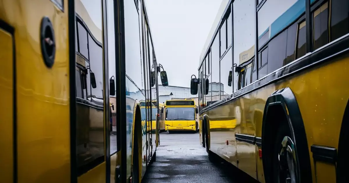 Ярмарки зупиняють транспорт: які маршрути зміняться 21–22 червня