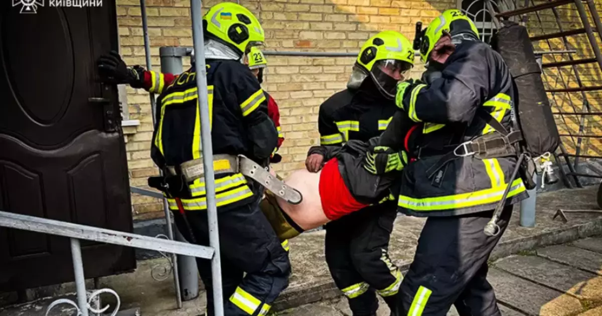 Трагічна пожежа на Київщині: знайдено загиблого чоловіка в будинку