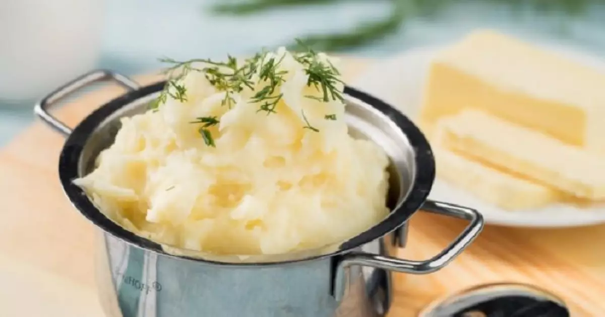 ТОП-10 смачних продуктів, які знижують тиск та рятують серце