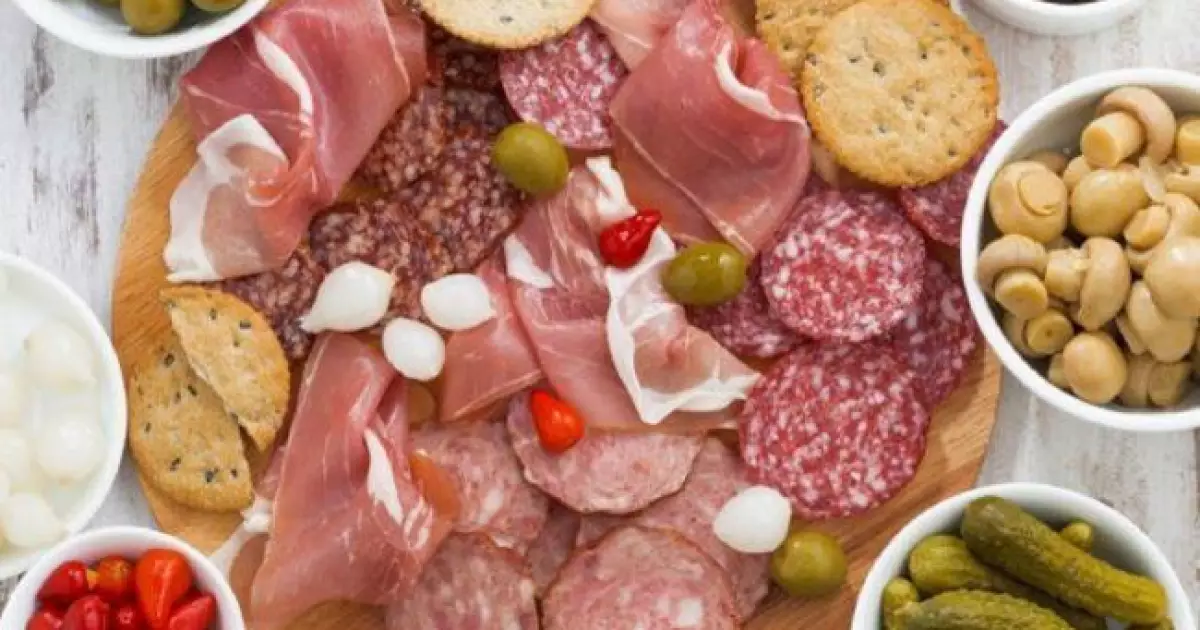 Ці три продукти вбивають ваші суглоби щодня — ви їх точно їсте!