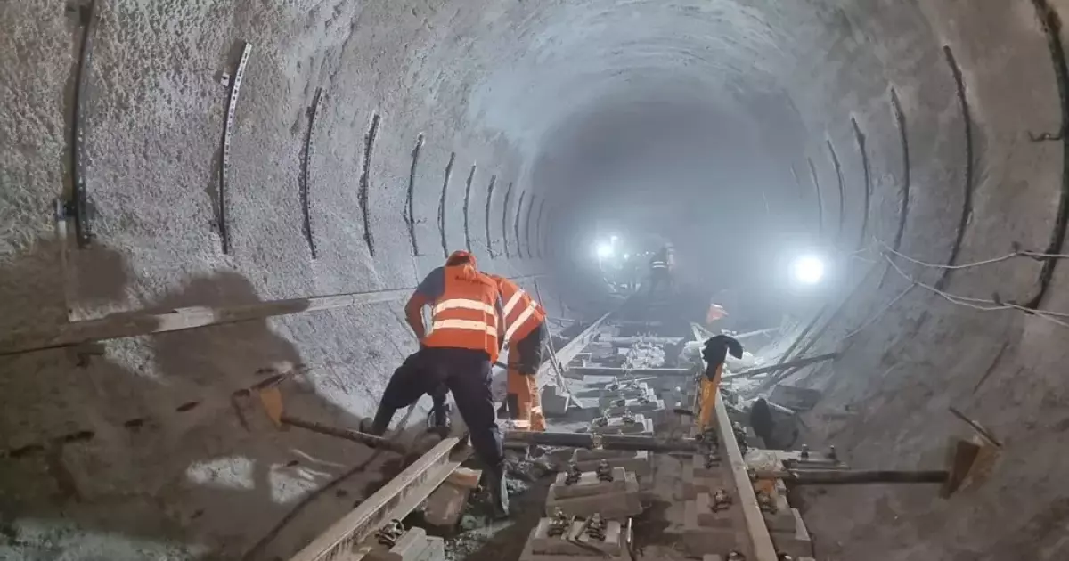 Київські чиновники знали про аварійний тунель метро, але мовчали