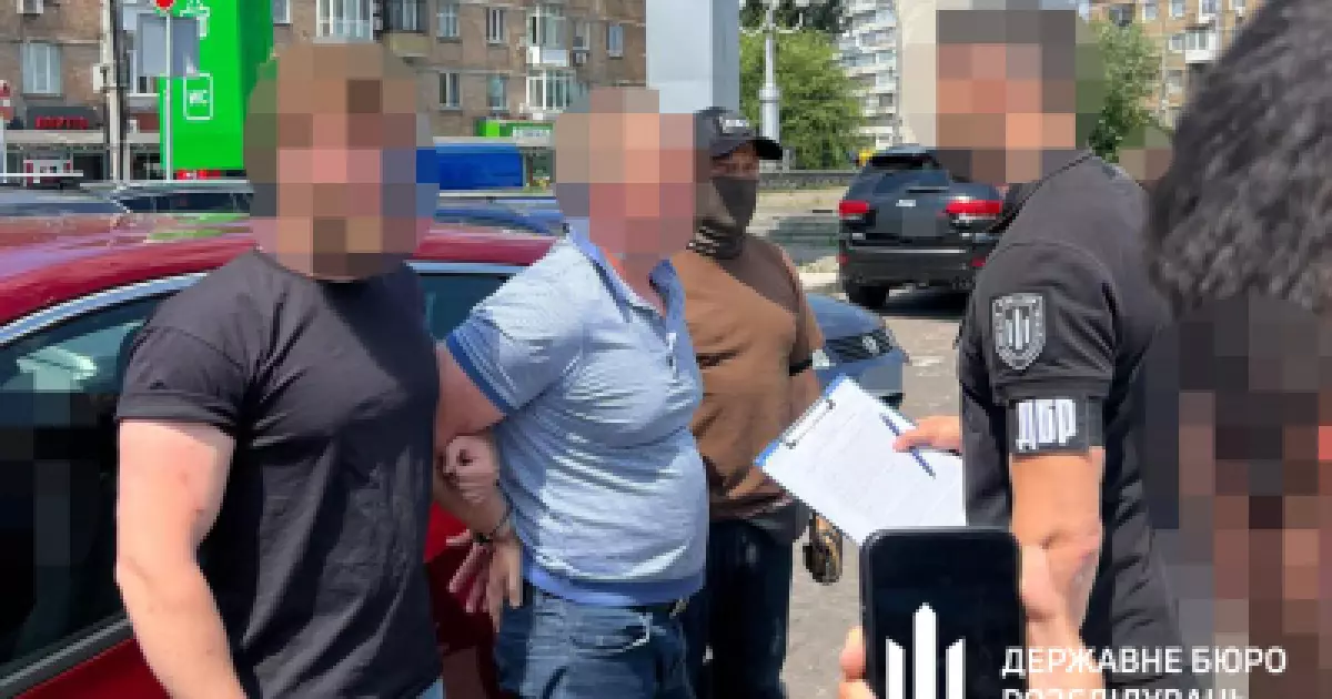 На Київщині податківець вимагав хабарі від підприємця: затримано "на гарячому"
