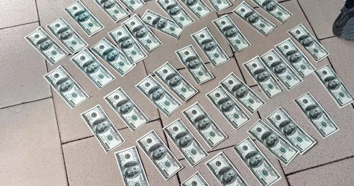 У Києві жінка вимагала $5000 за переоформлення інвалідності — поліція викрила шахрайку