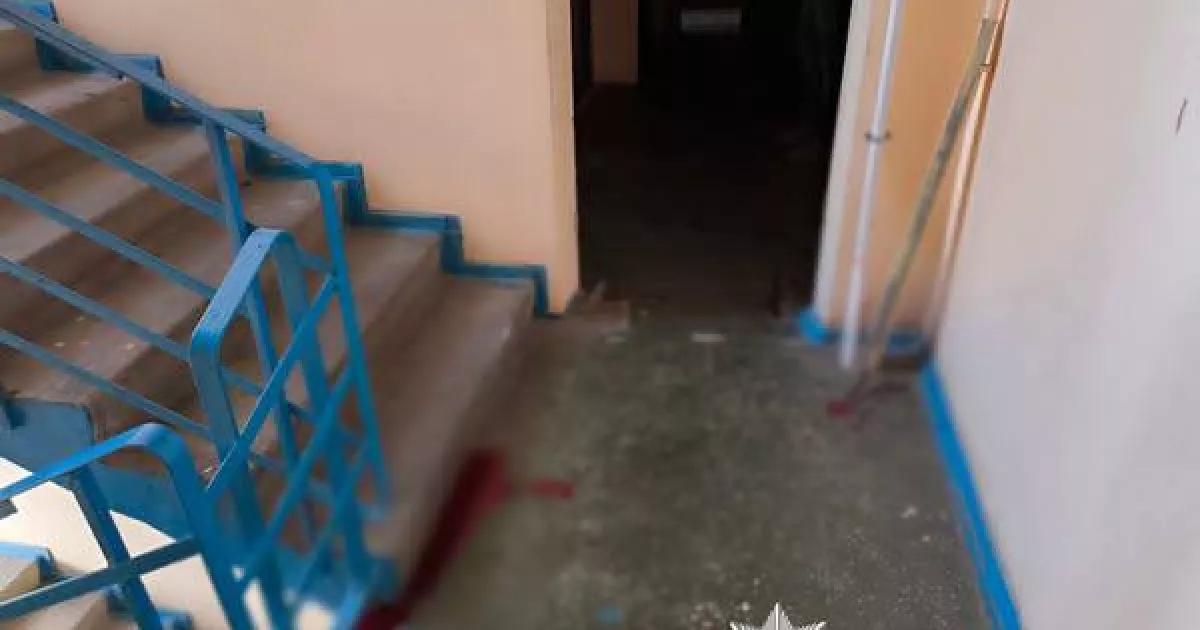 У Києві судитимуть двох чоловіків, які жорстоко побили перехожого та залишили його непритомним у під’їзді