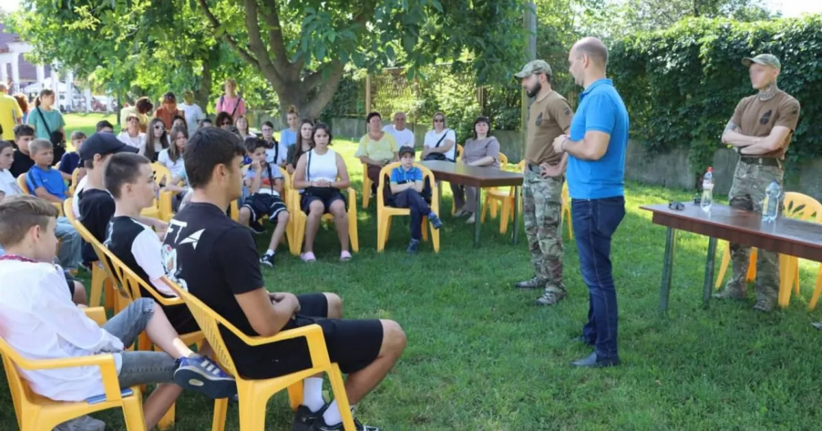 "Азовці" провели для молоді Фастова тренінги з такмеду та вогневої підготовки
